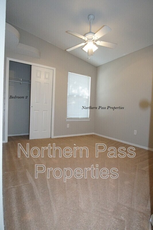 Building Photo - 807 Jaime St