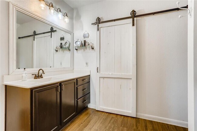 Building Photo - 185 Rafe Ct