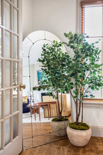 Building Photo - 501 NW B St