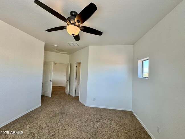 Building Photo - 1838 E Anderson Dr