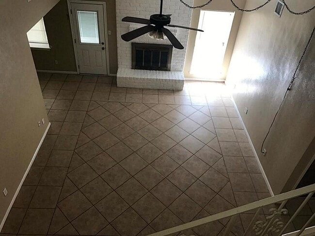 Building Photo - 3515 Hidden Pines Dr
