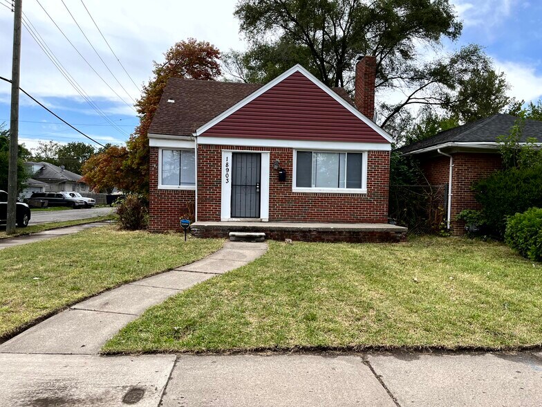 Primary Photo - 18903 Freeland St