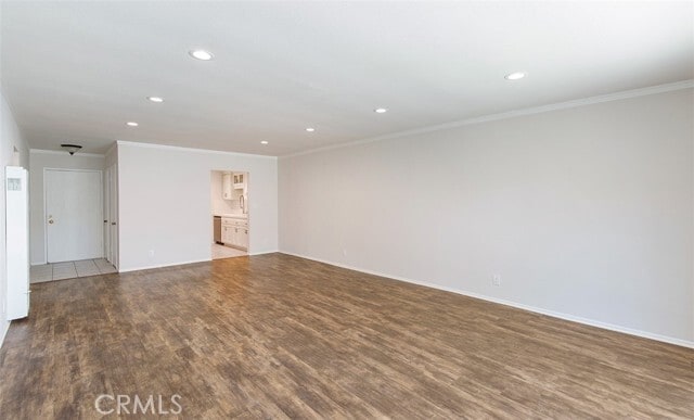 Building Photo - 18641 Oriente Dr