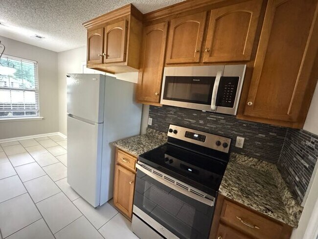 Building Photo - Great Harvest Home for rent