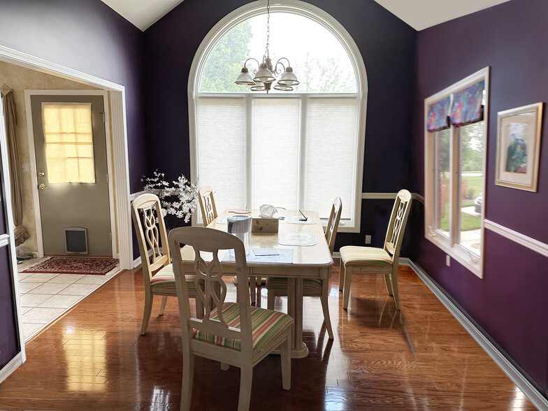 Dining area - 5517 Killinur Dr