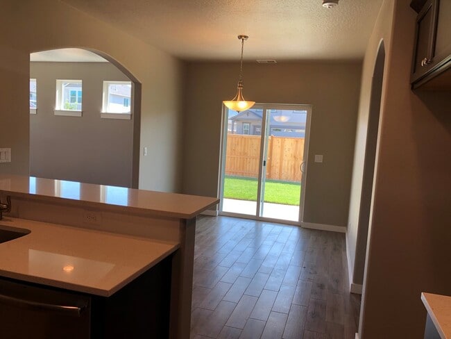 Building Photo - Beautiful newer 4 bedroom house in Coburg!