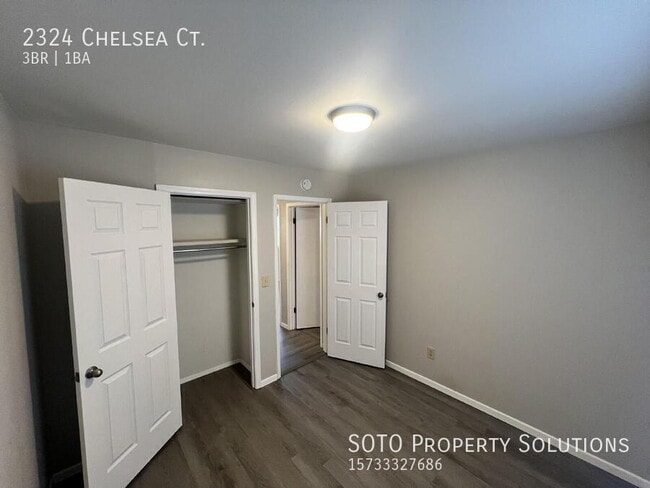 Building Photo - 2324 Chelsea Ct