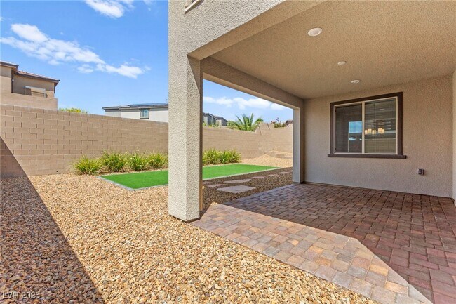 Building Photo - 767 Tallgrass St