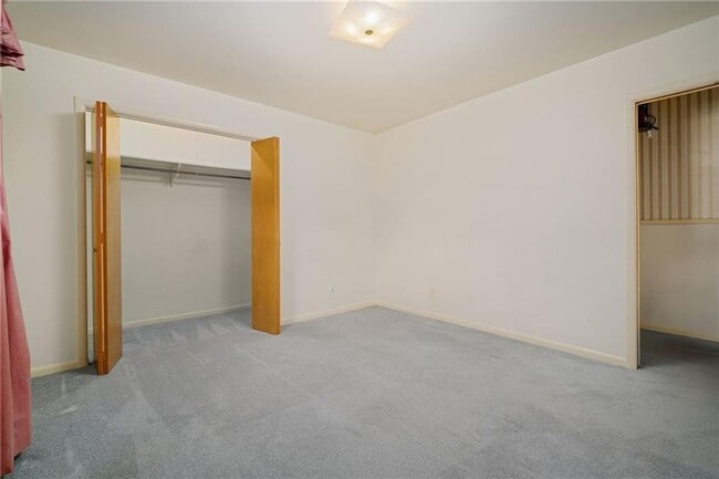 Building Photo - Nice 3 bedroom 2 bath home in North Fayetteville
