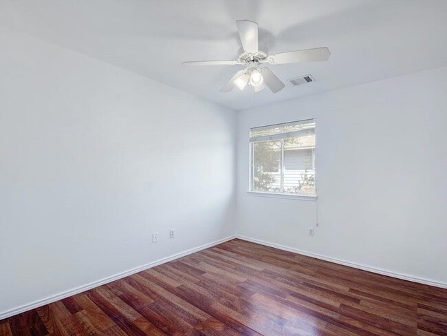 Building Photo - 13600 Briarcreek Loop