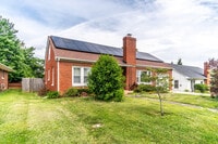 Building Photo - 120 Windsor Dr
