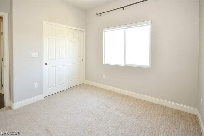 Building Photo - 5736 W Brimstone Hill Ave