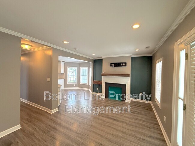 Building Photo - 1216 Jackson Rd