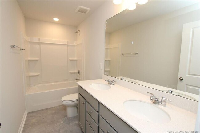 Building Photo - 461 Grange Farm Pl