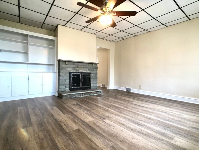 Building Photo - Mt Washington, 2 Bed 1.5 Bath House with Parking, A/C, Patio and More!