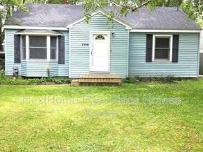 Building Photo - 2908 Dartmouth Dr