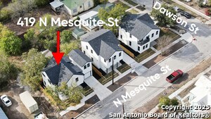 Building Photo - 419 N Mesquite St