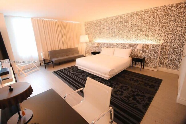 Building Photo - 1100 West Ave