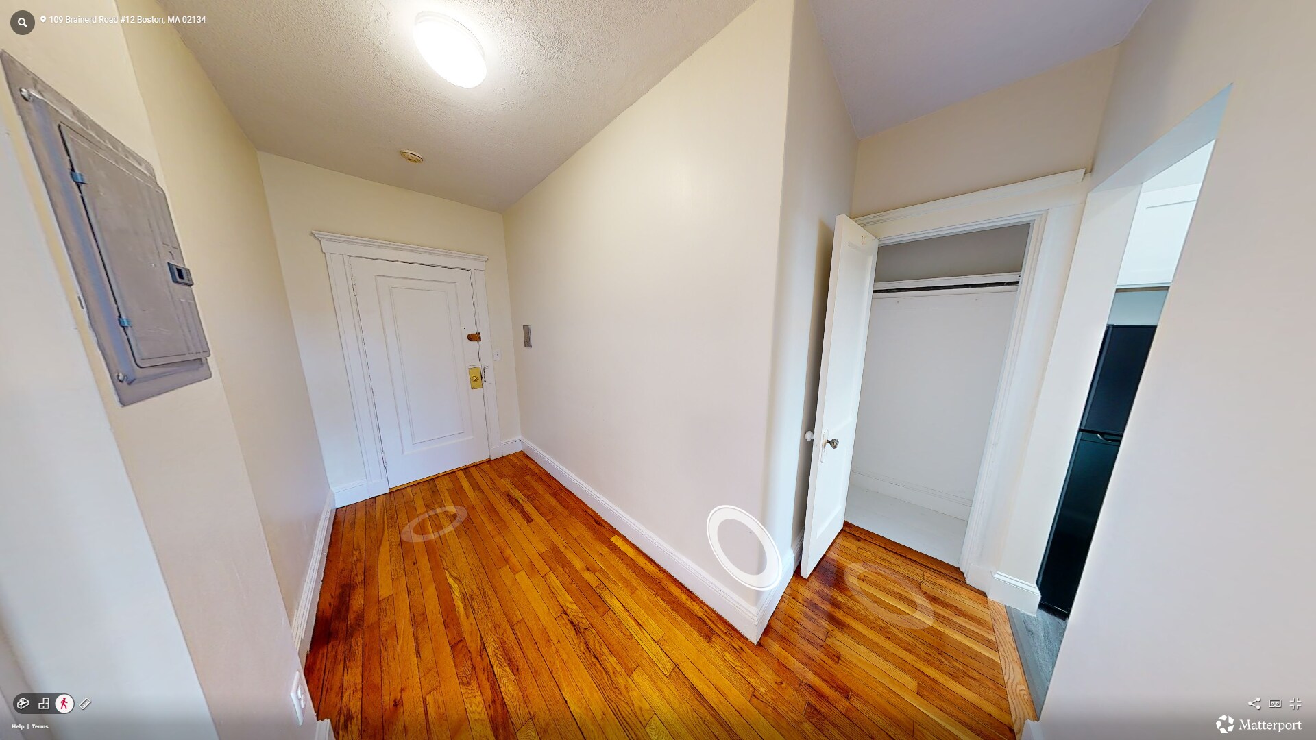 Building Photo - 26 Brainerd Rd