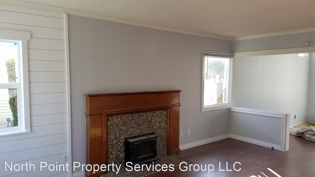 Building Photo - 3 br, 2 bath House - 1408 N Proctor St