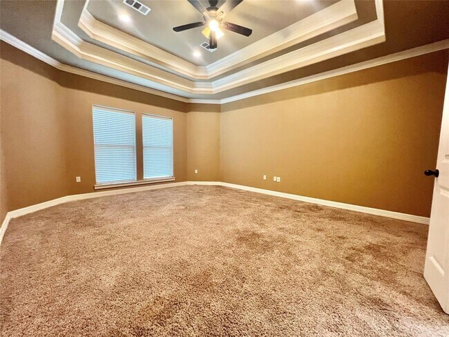 Building Photo - 5710 Nicole Ln