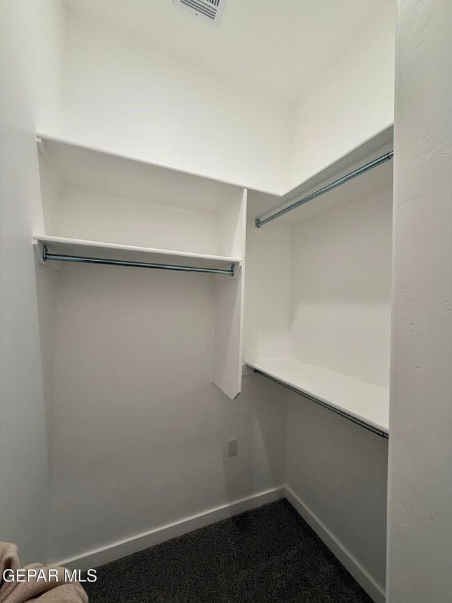 Building Photo - 13912 Garforth Ave