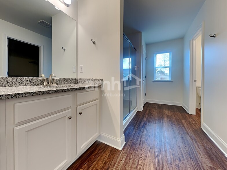 Building Photo - 509 Slew Dr