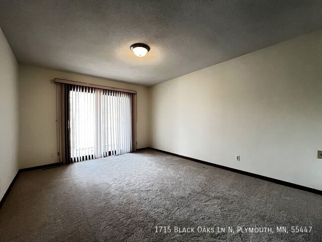 Building Photo - 3br 2ba 2cg ~ Security Deposit Alternative...