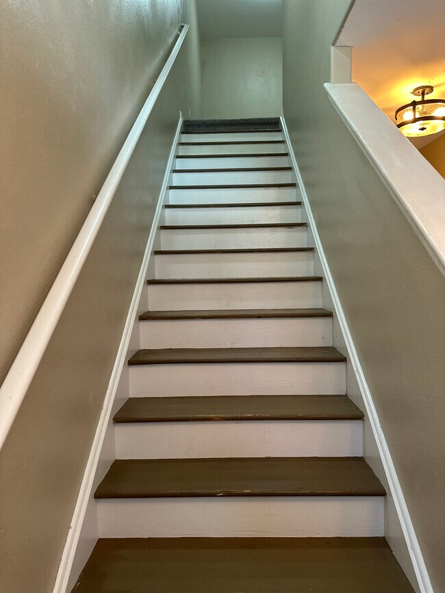 Building Photo - 22 Sir Lancelot Way