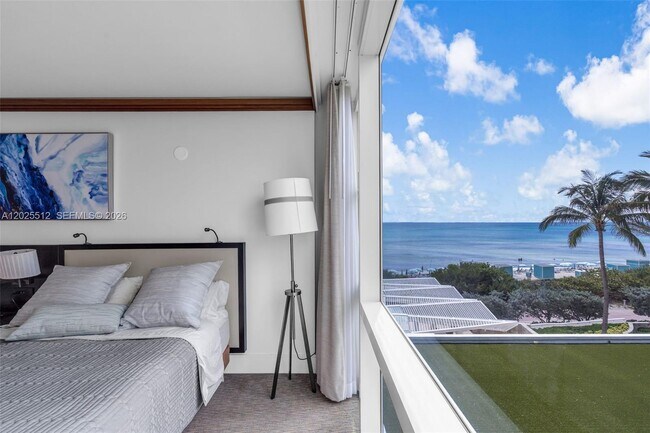 Building Photo - 6801 Collins Ave