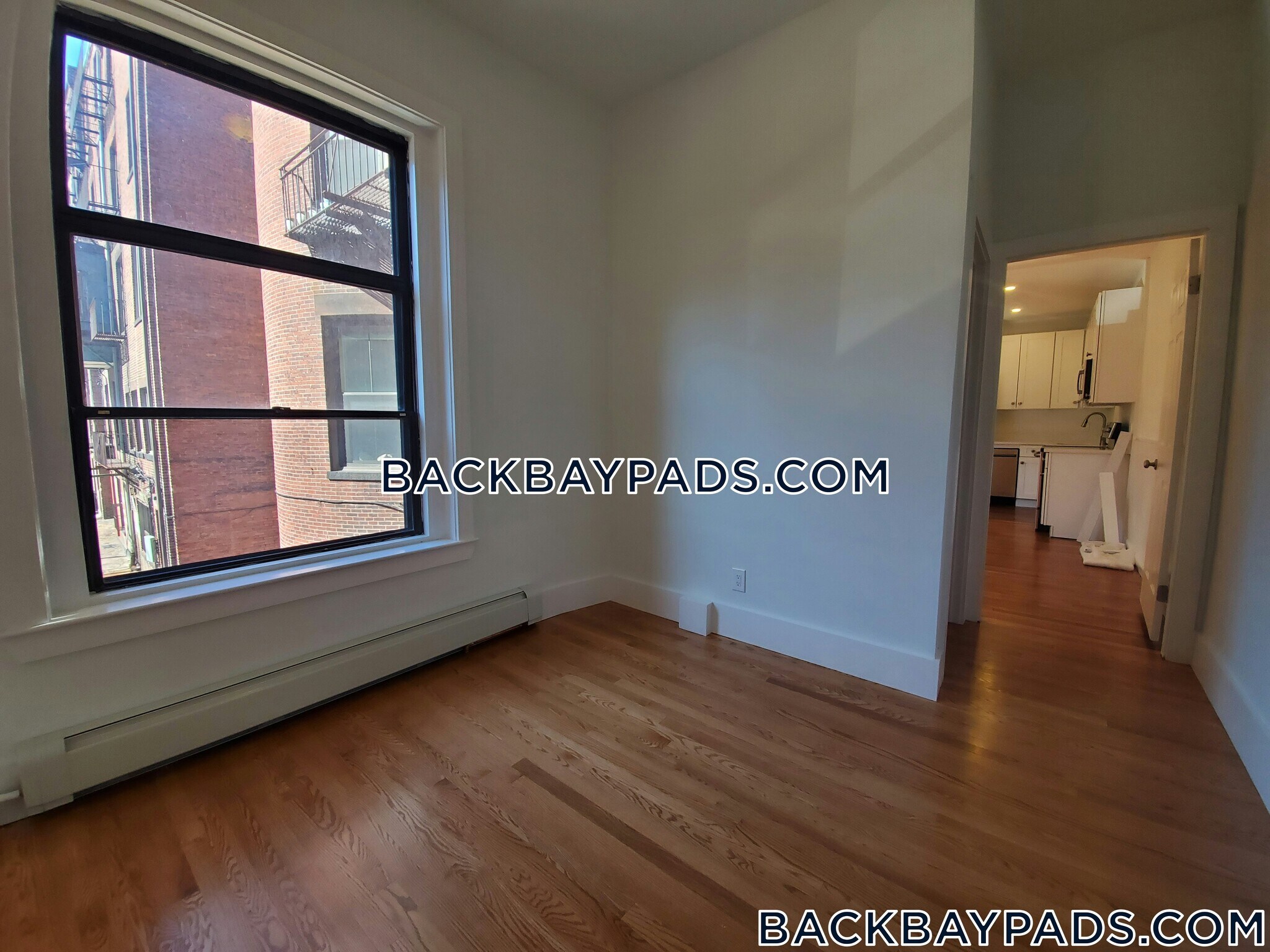 Building Photo - 499 Beacon St