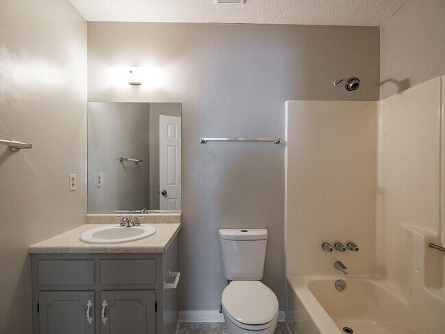 Building Photo - 151 Massey Ln