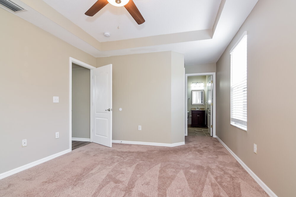 Building Photo - 758 Star Pointe Dr