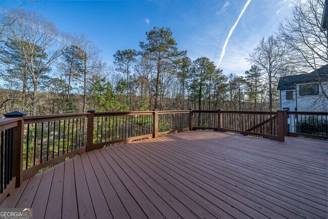 Building Photo - 9445 Stoney Ridge Ln