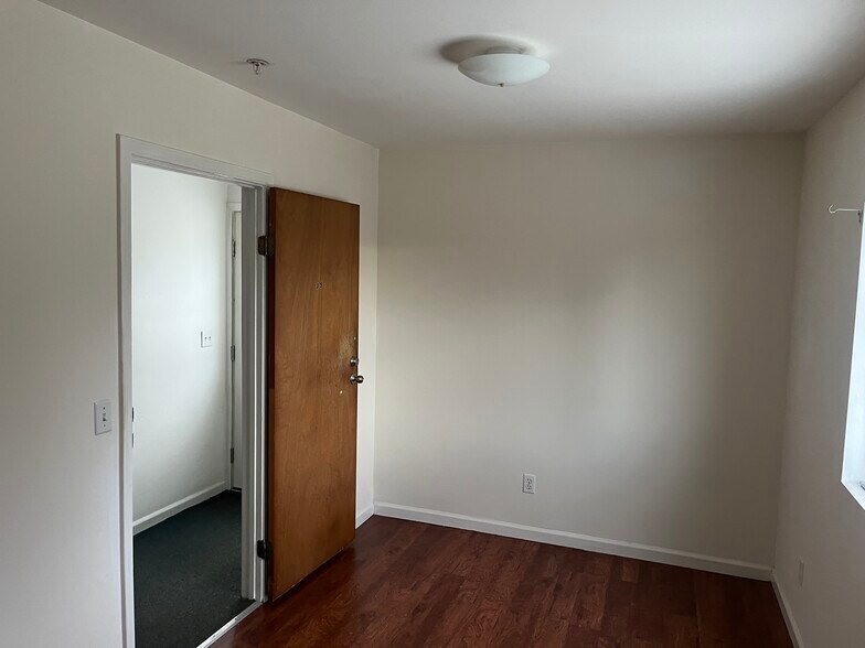 Building Photo - 2531 Benvenue Ave