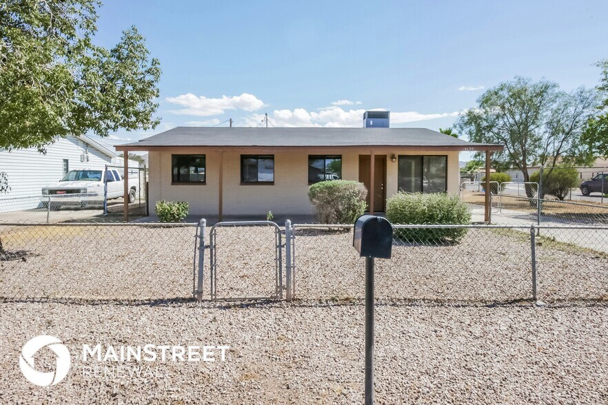 Primary Photo - 1629 E Violet Dr