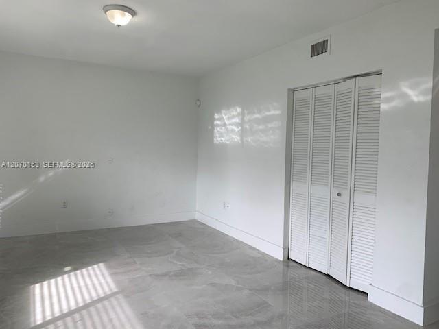Building Photo - 7207 Bay Dr