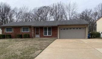 Building Photo - 2030 Florianus Ct