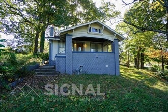 Building Photo - 7801 6th Ave S