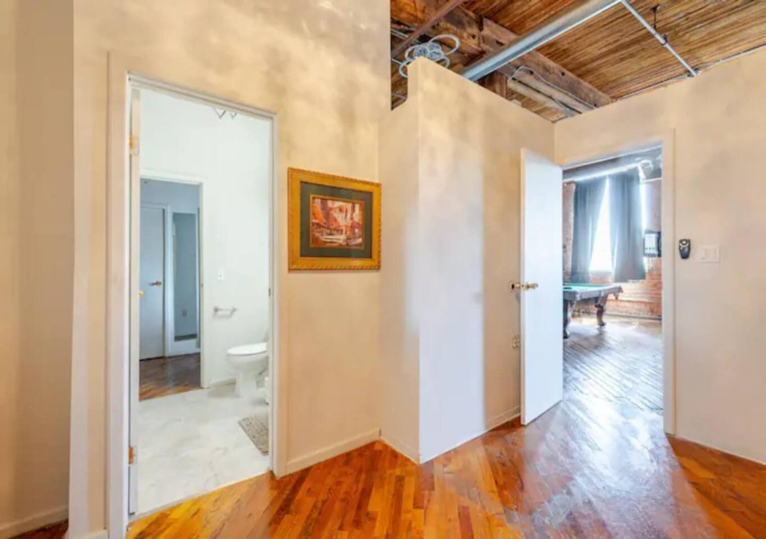 Building Photo - 226 Mt Elliott St