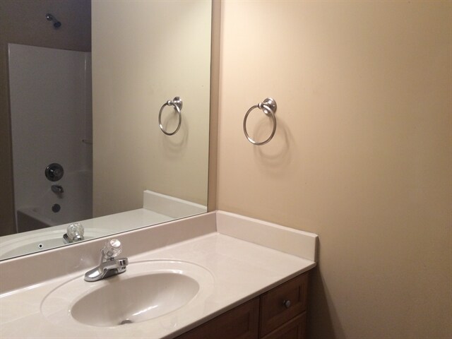 Building Photo - 1824 Baslia Ln