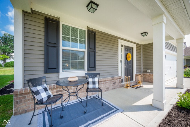 Building Photo - 10848 Sablecliff Wy