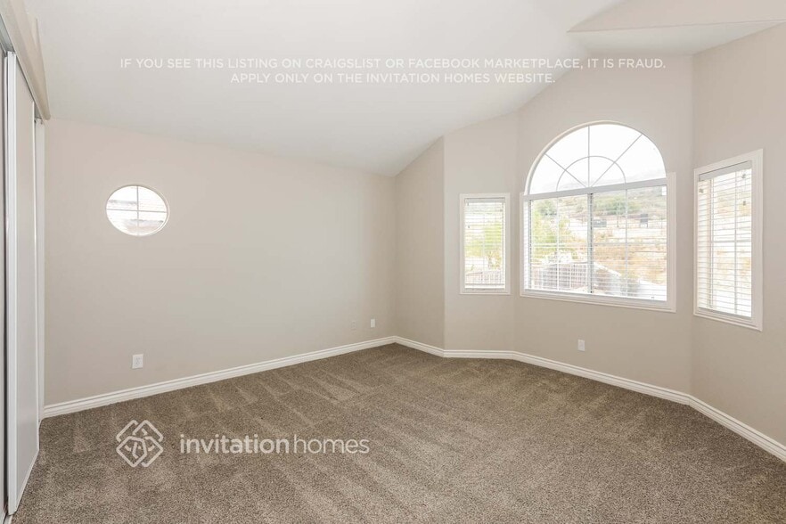 Building Photo - 27451 Echo Canyon Ct