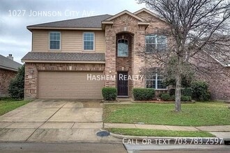 Building Photo - 1027 Johnson City Ave