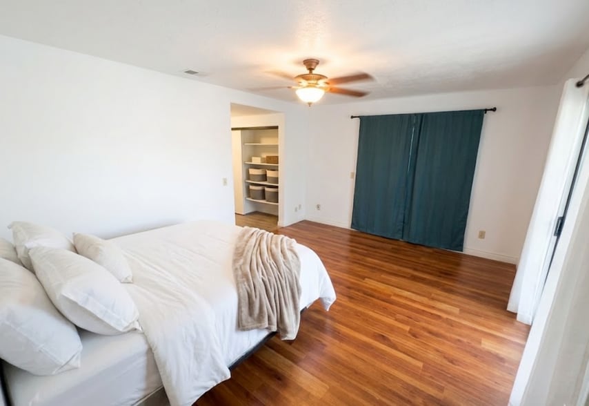 Building Photo - 13099 Meteor Dr