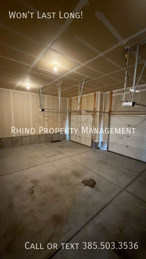 Building Photo - 927 Wahlen Way