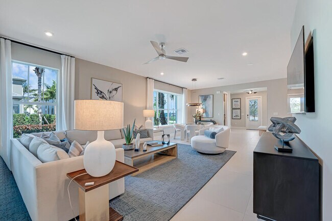 Building Photo - 925 SW Pr Ave