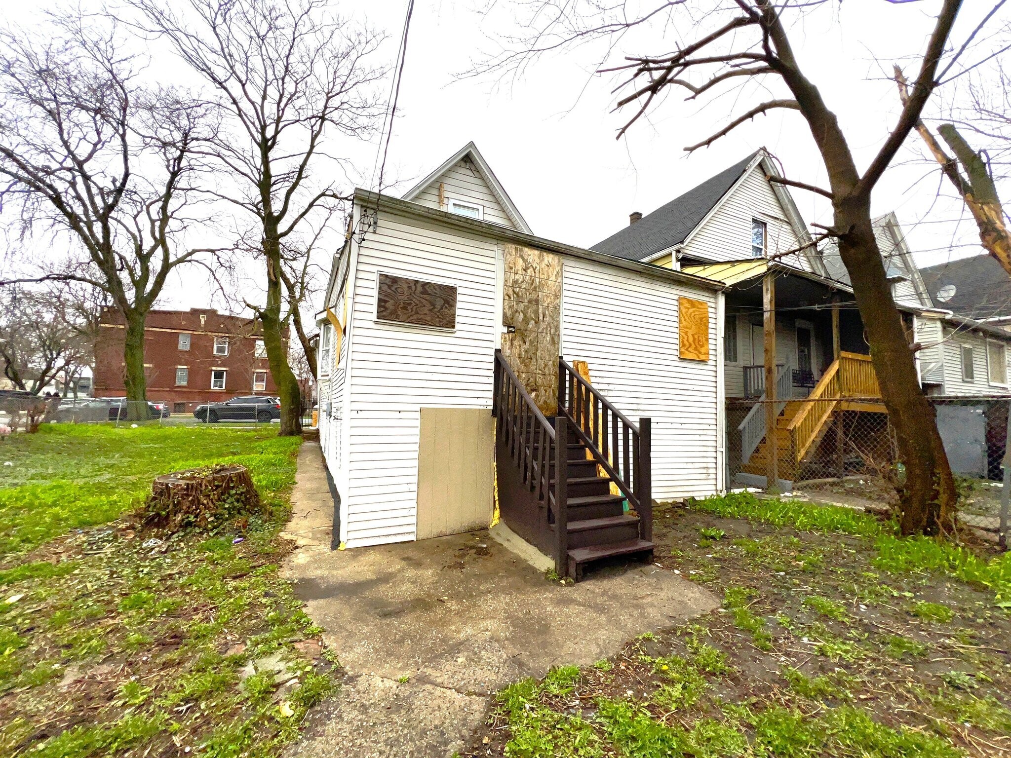 Building Photo - 6755 S Throop St