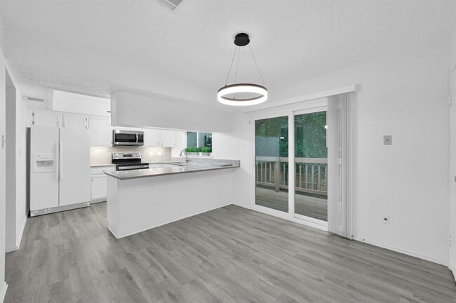 Building Photo - 16 S Cypress Pine Dr