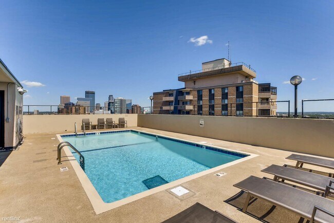 Building Photo - 1 br, 1 bath Condo - Summit House Minneapolis